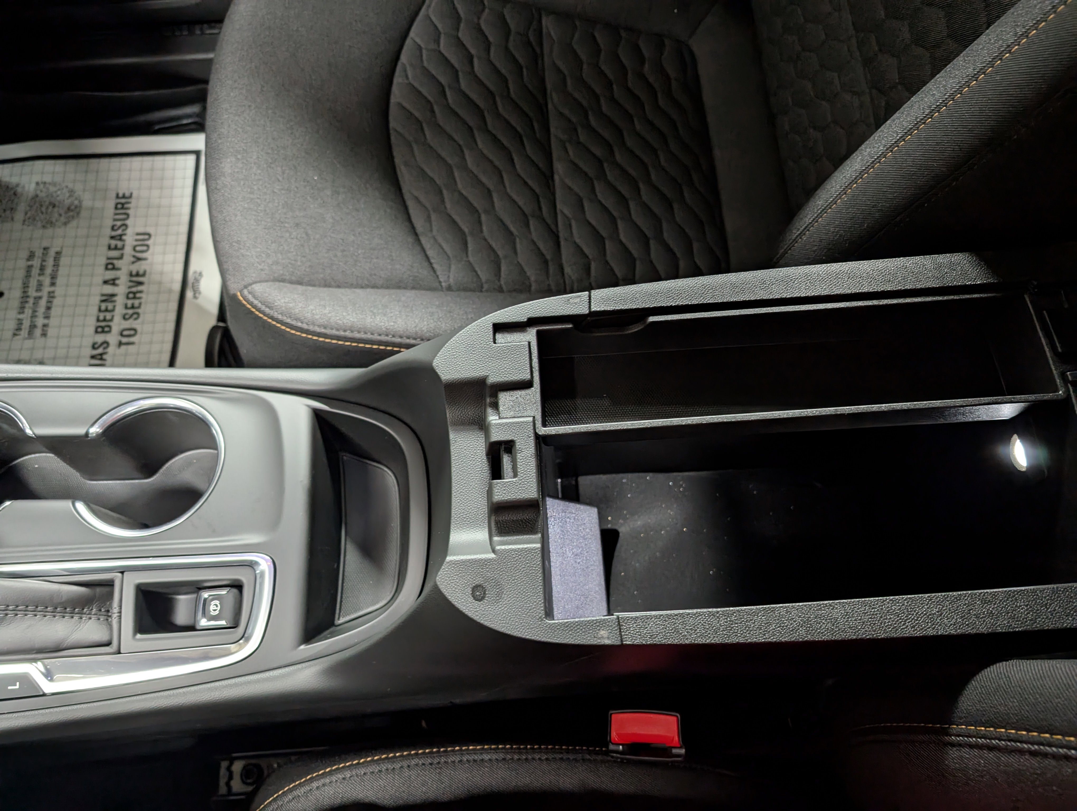 Used 2021 Chevrolet Equinox LT image 18