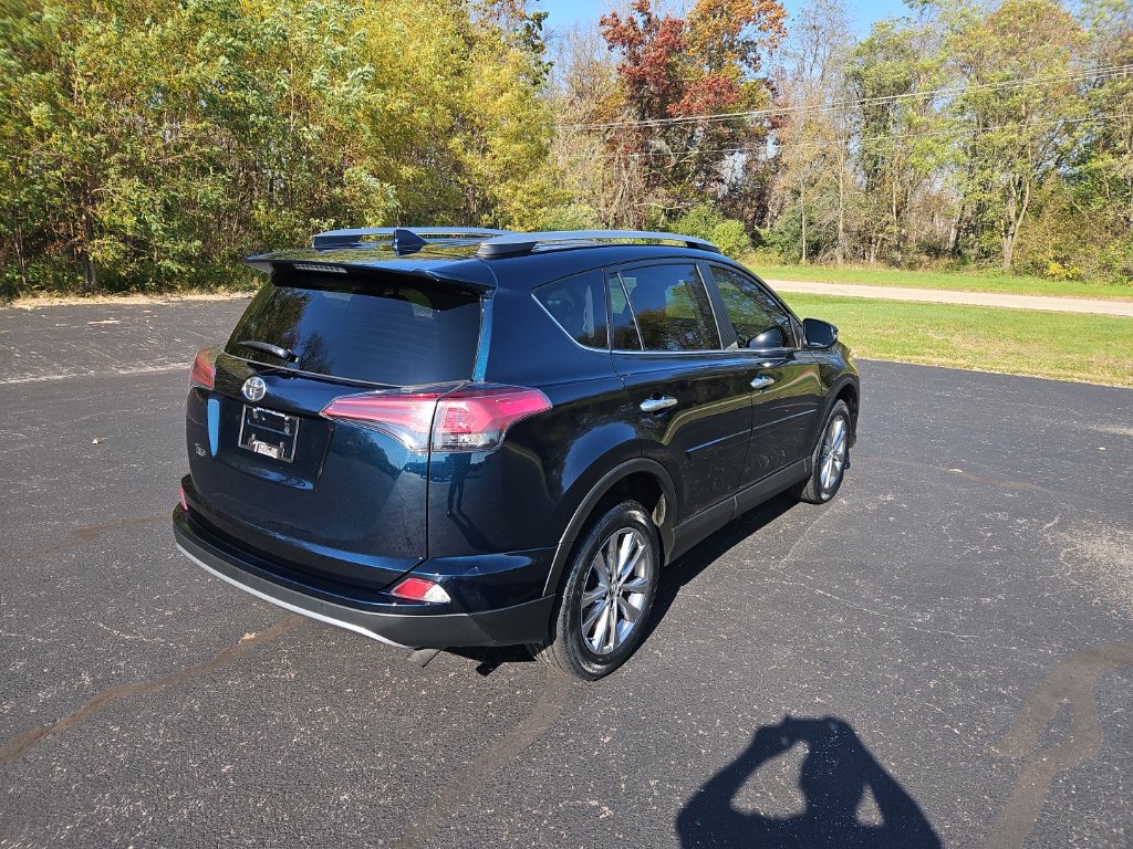 Used 2017 Toyota RAV4 Limited AWD/4WD image 7
