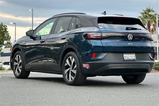 Used 2023 Volkswagen ID.4 Pro image 6