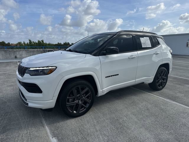 Used 2025 Jeep Compass Limited w/ High Altitude Package AWD/4WD image 19
