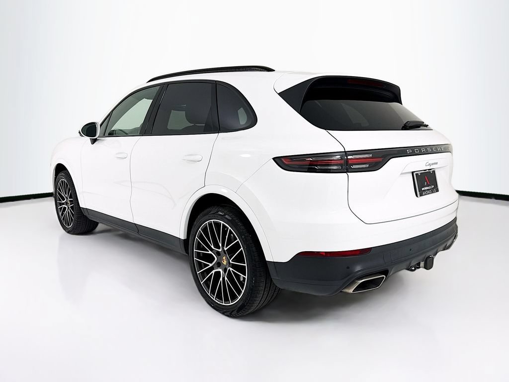 Certified 2023 Porsche Cayenne AWD/4WD image 3