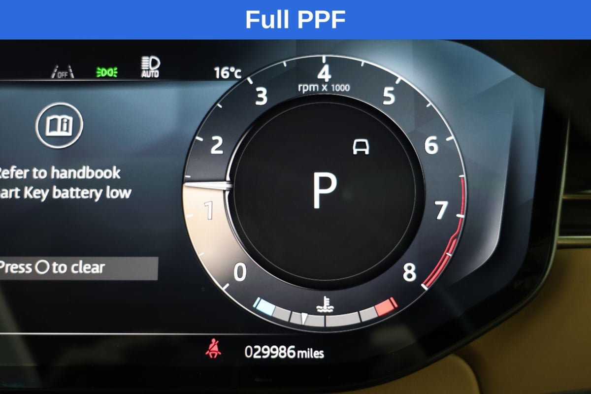 Used 2024 Land Rover Range Rover SE AWD/4WD image 12