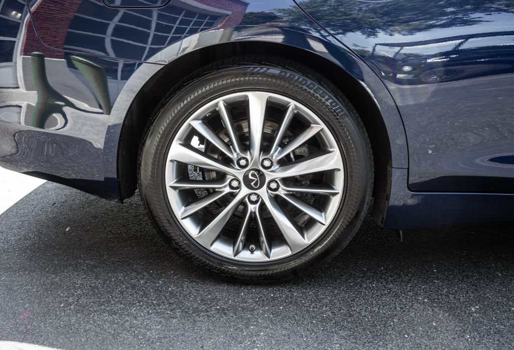 Used 2022 INFINITI Q50 Luxe AWD/4WD image 29