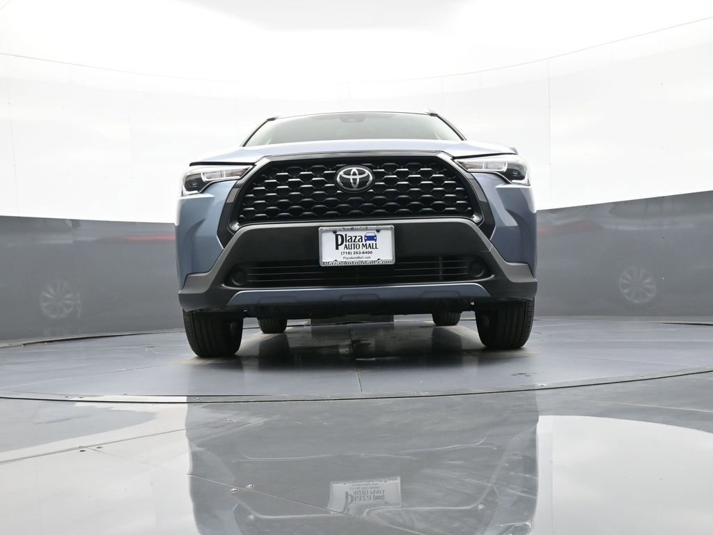 Certified 2022 Toyota Corolla Cross LE AWD/4WD image 26