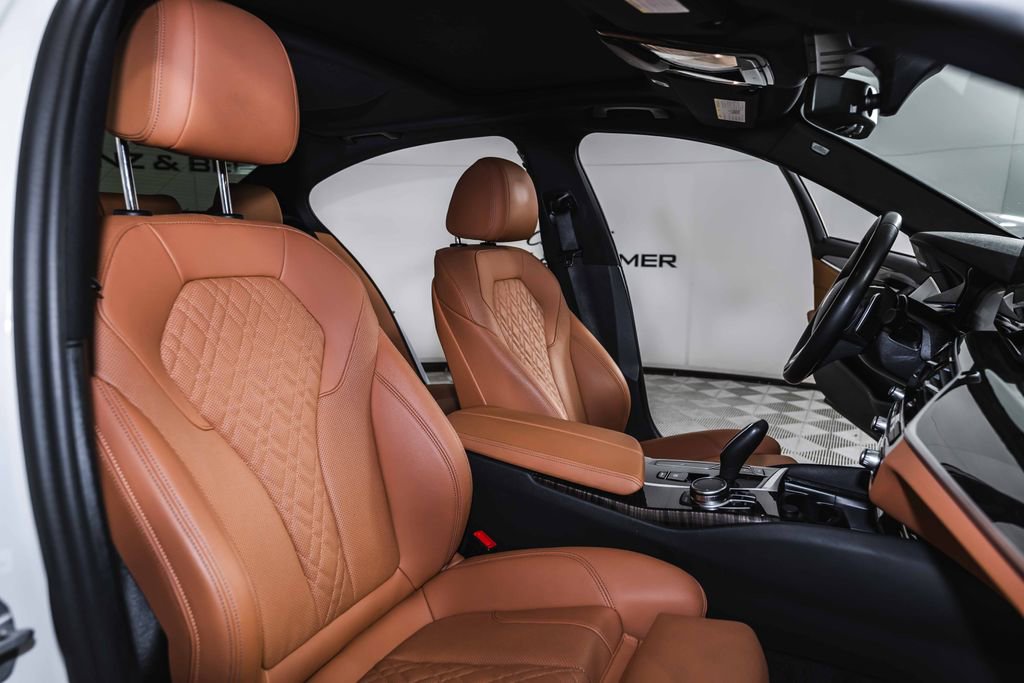 Used 2023 BMW 540i w/ Premium Package image 20