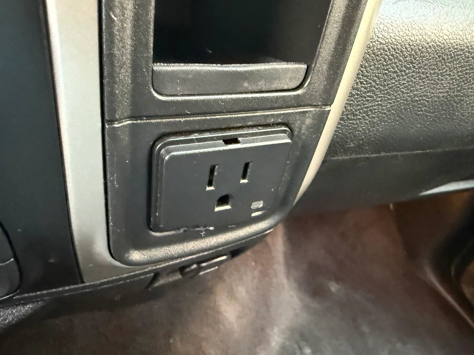 Used 2014 RAM 1500 Big Horn image 21