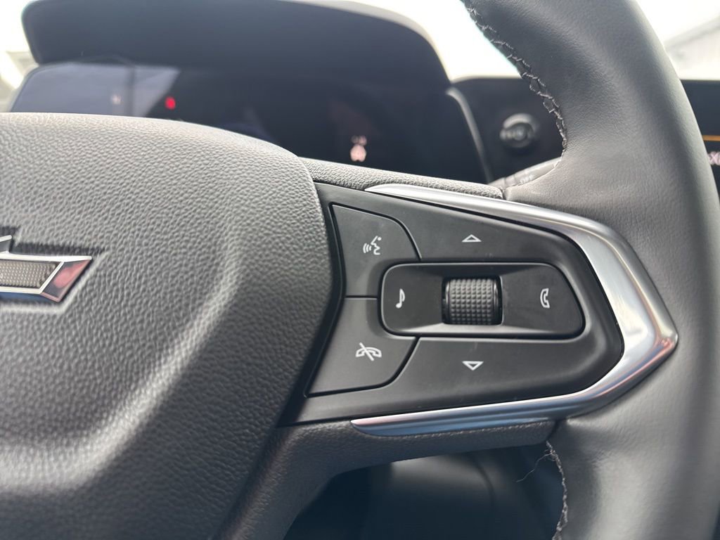 Used 2024 Chevrolet Trax ACTIV w/ Sunroof Package image 14