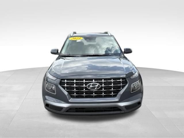 Used 2023 Hyundai Venue SEL FWD image 7