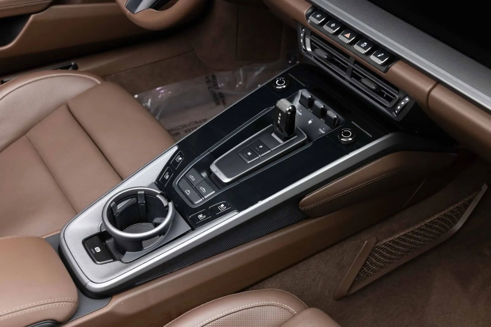 Used 2024 Porsche 911 Carrera image 18