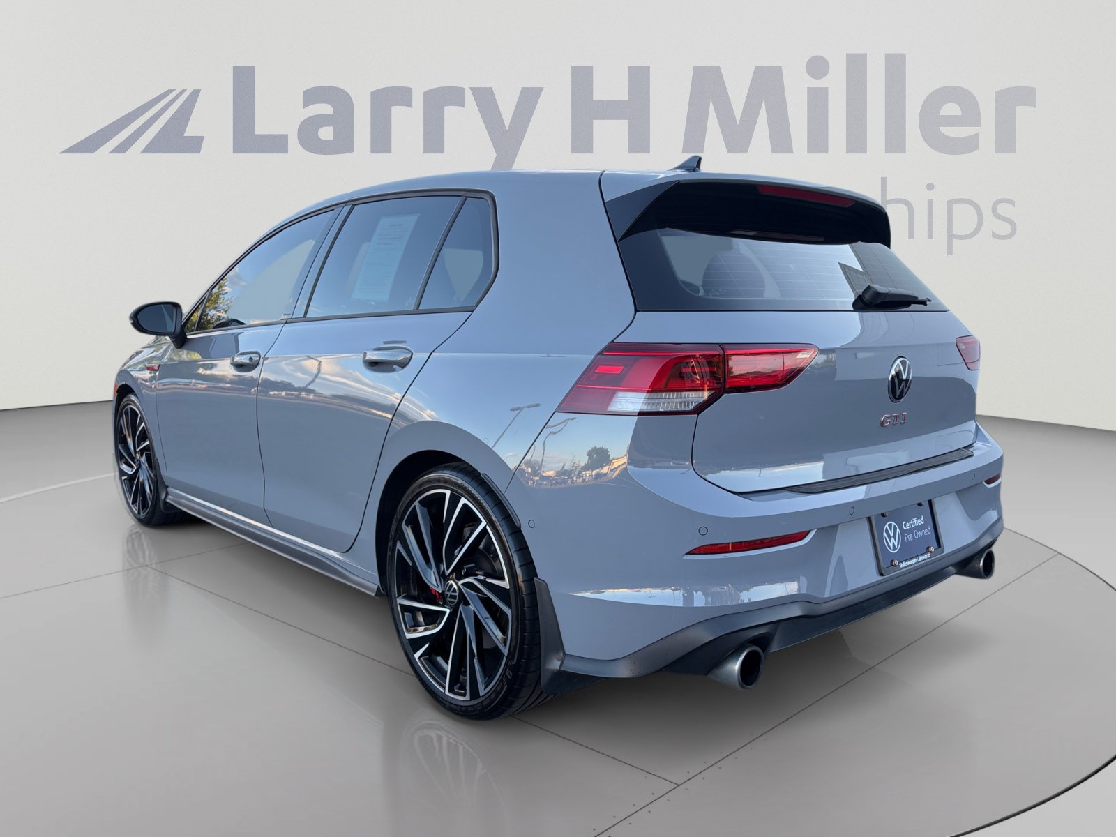 Used 2024 Volkswagen GTI Autobahn FWD image 3