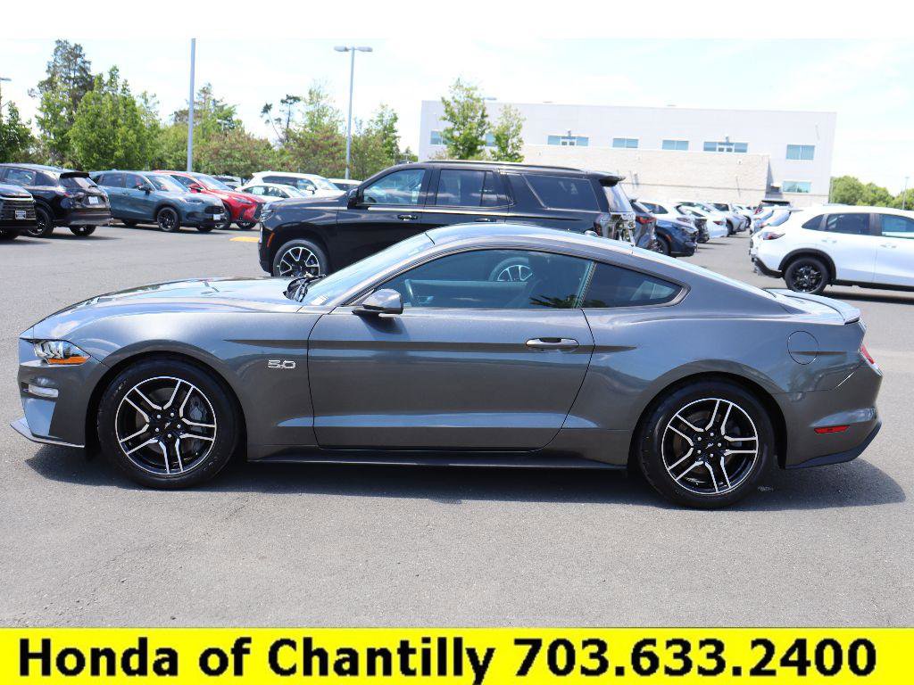 Used 2019 Ford Mustang GT RWD image 4