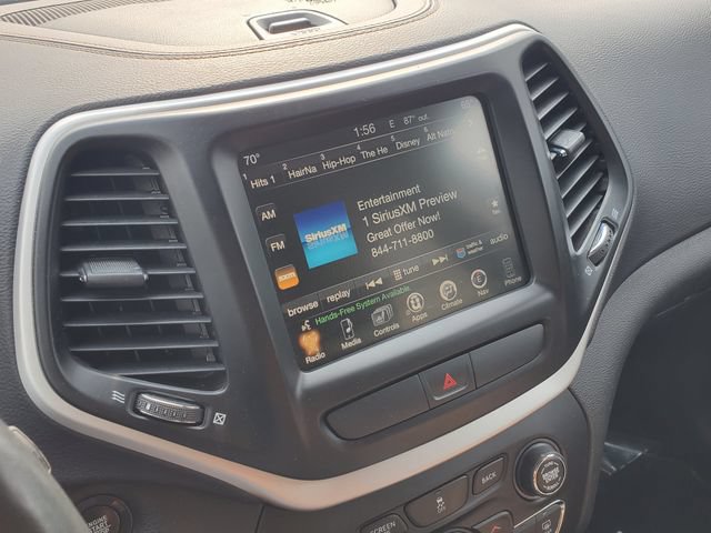 Used 2018 Jeep Cherokee Latitude Plus w/ Comfort/Convenience Group AWD/4WD image 28