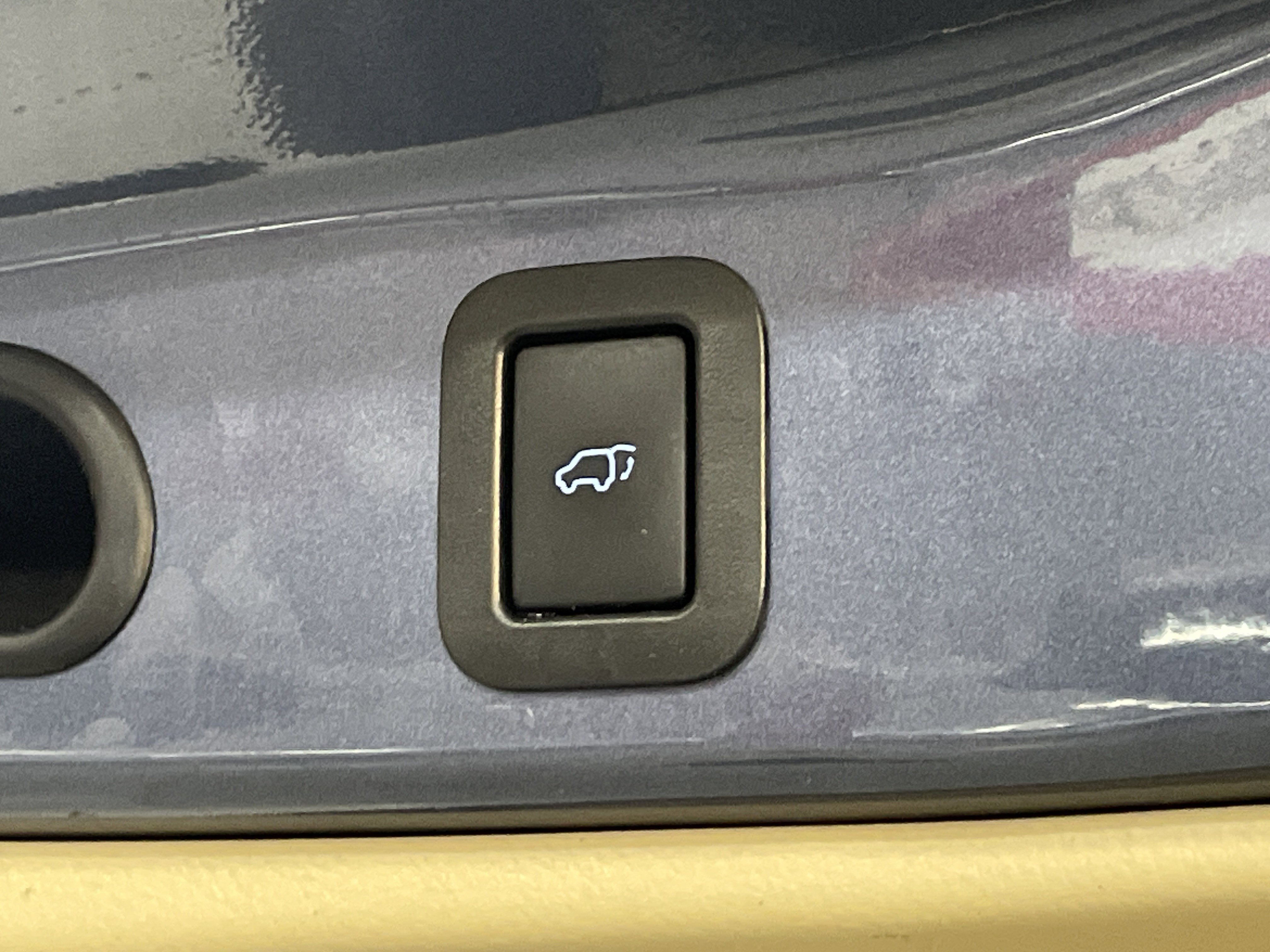 Used 2016 Toyota Highlander Limited image 34