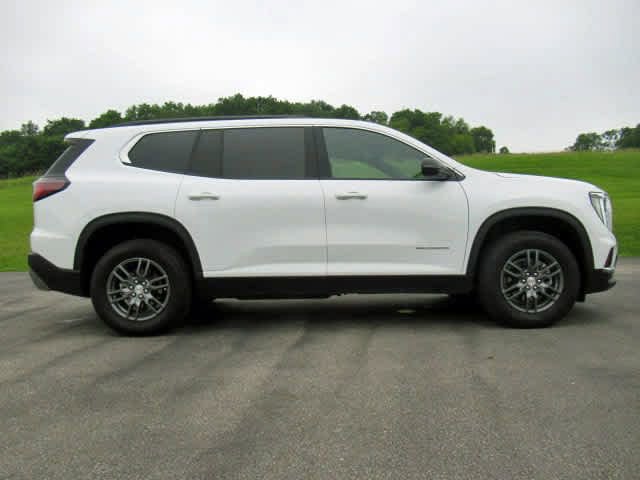 Used 2025 GMC Acadia Elevation image 14