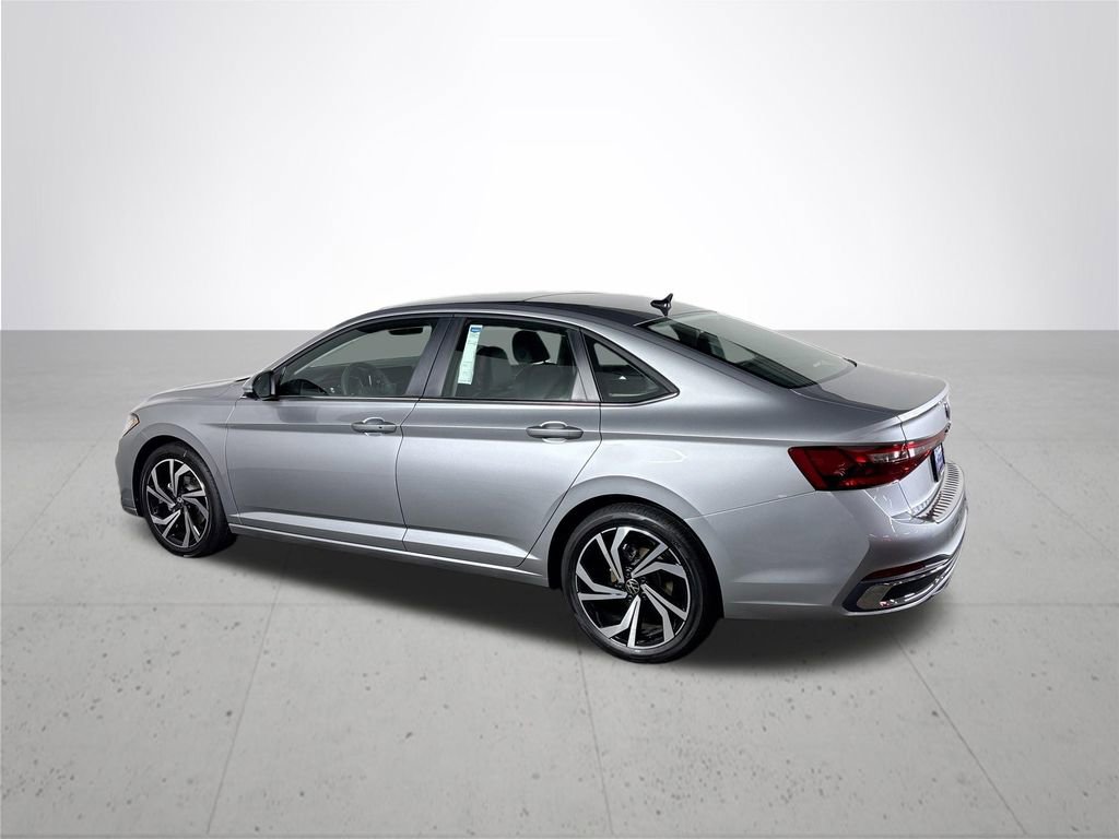 New 2026 Volkswagen Jetta SEL image 8