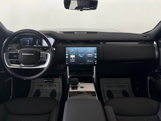 New 2025 Land Rover Range Rover SE image 24