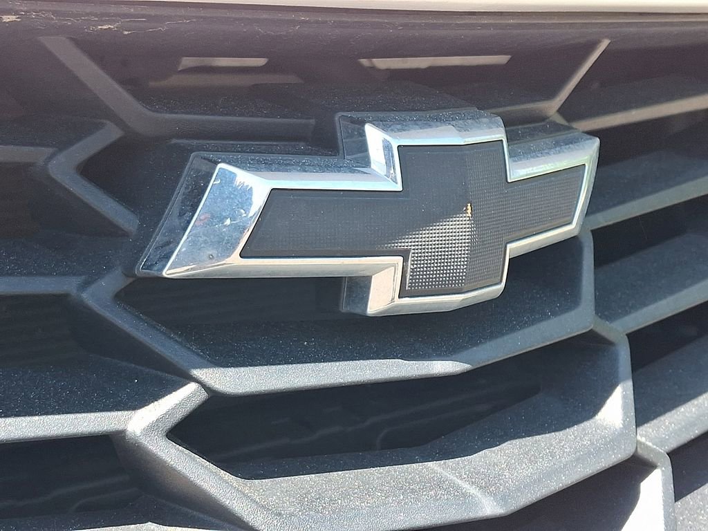 Used 2023 Chevrolet Camaro LT RWD image 9
