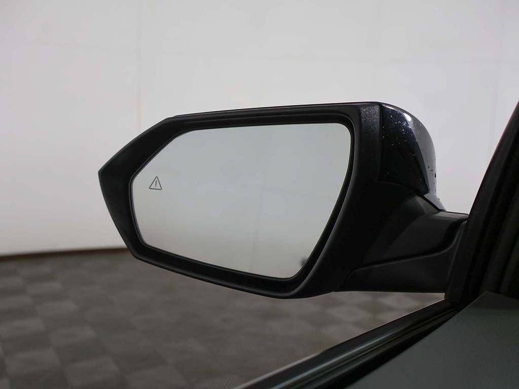Used 2025 Hyundai Elantra SEL FWD image 38
