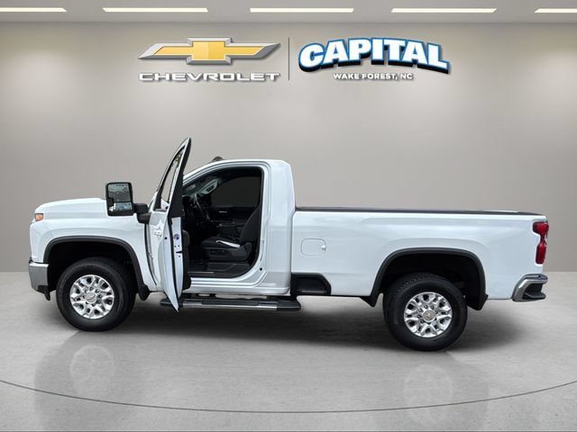 Used 2022 Chevrolet Silverado 2500 LT w/ Convenience Package RWD image 9