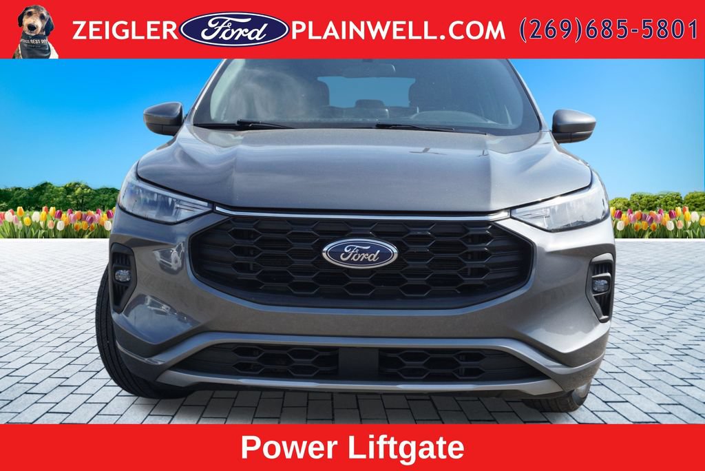 Used 2023 Ford Escape ST-Line Select AWD/4WD image 8