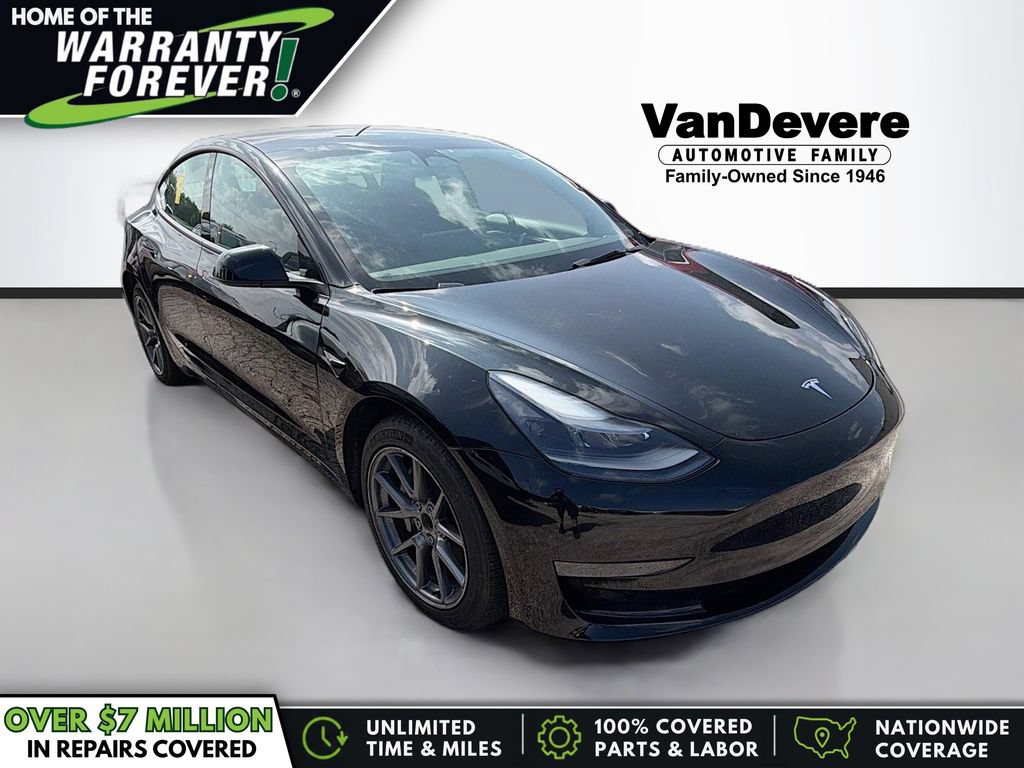 Used 2023 Tesla Model 3 Standard Range RWD image 1