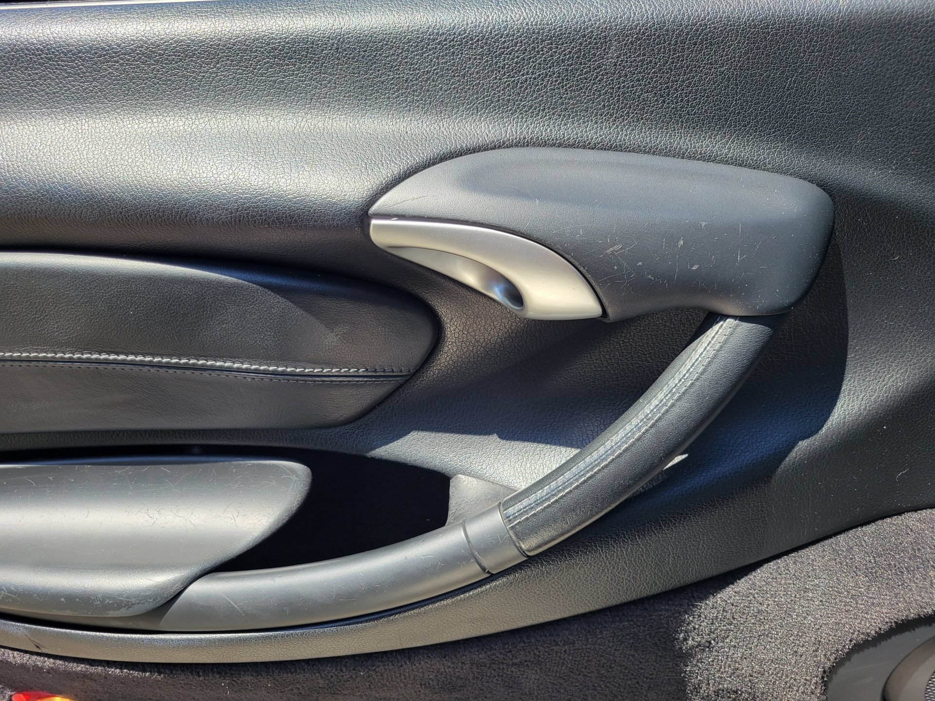 Used 2000 Porsche Boxster RWD image 18