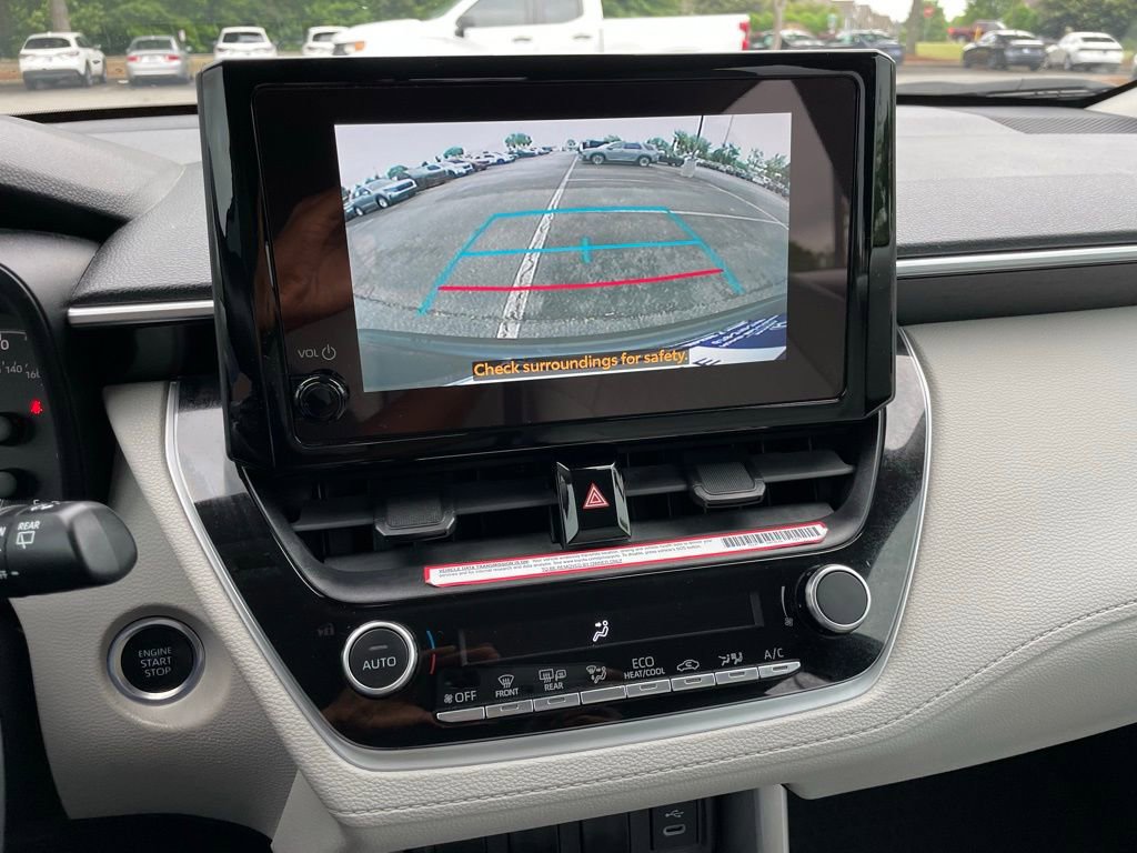 Used 2023 Toyota Corolla Cross LE FWD image 17