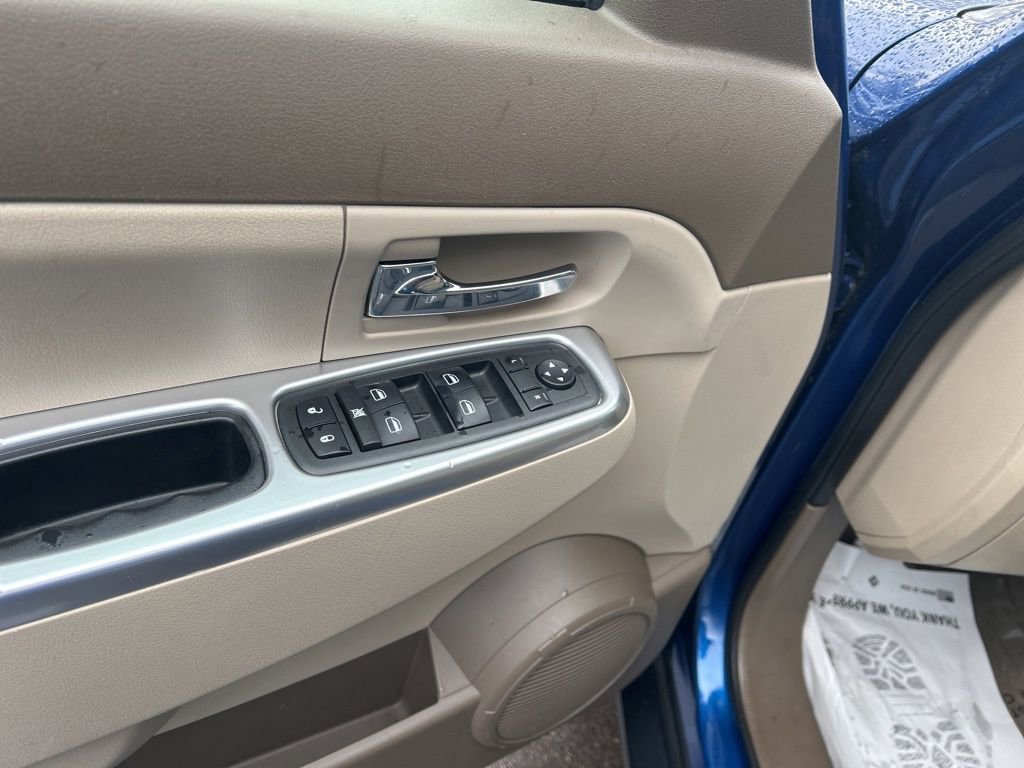 Used 2010 Jeep Liberty Limited w/ Comfort/Convenience Group AWD/4WD image 22