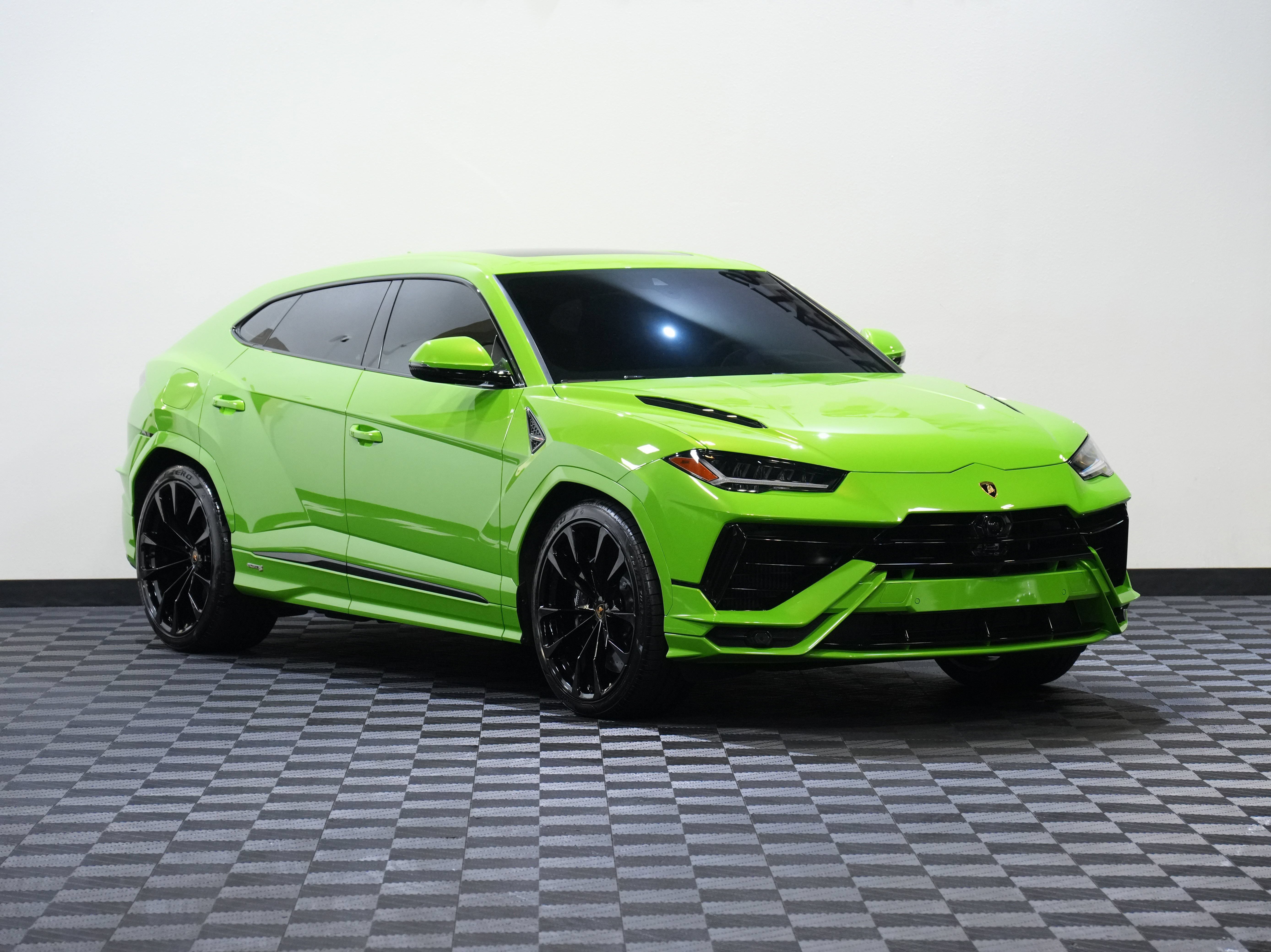 Used 2024 Lamborghini Urus S AWD/4WD image 5