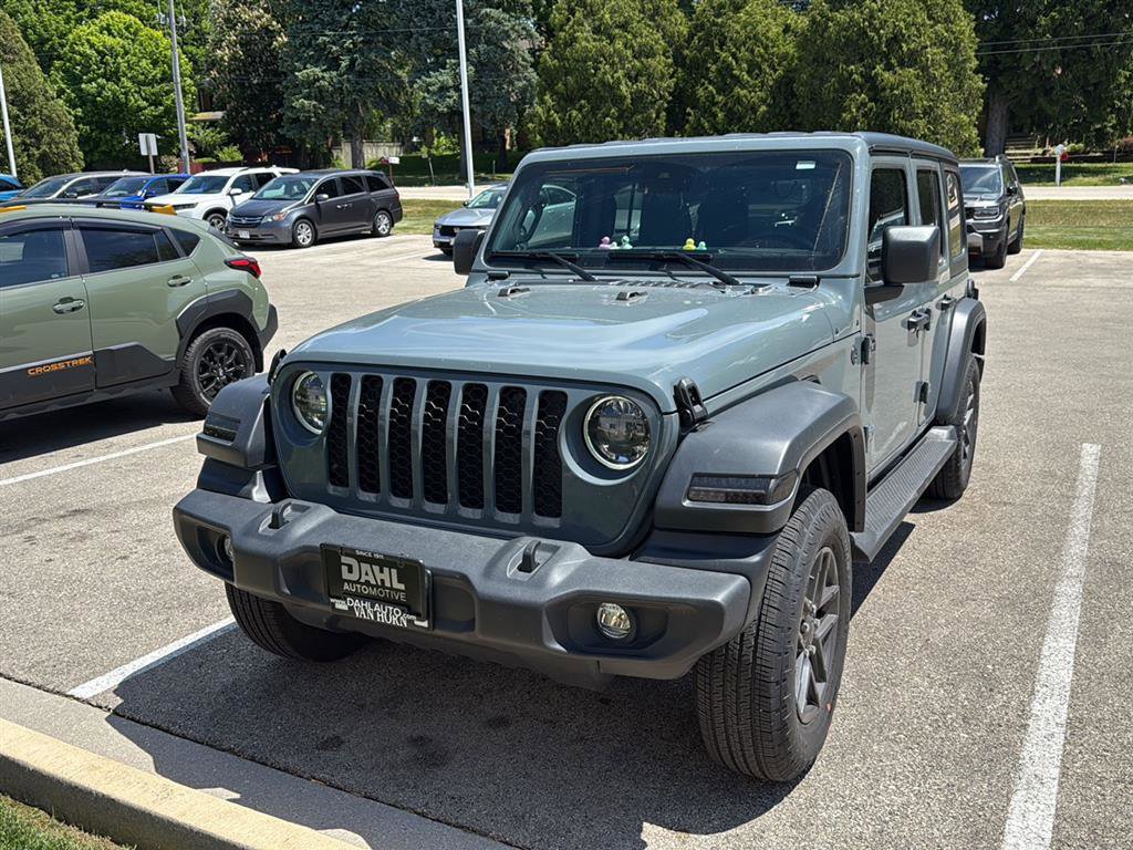 Used 2024 Jeep Wrangler Unlimited Sport AWD/4WD image 20