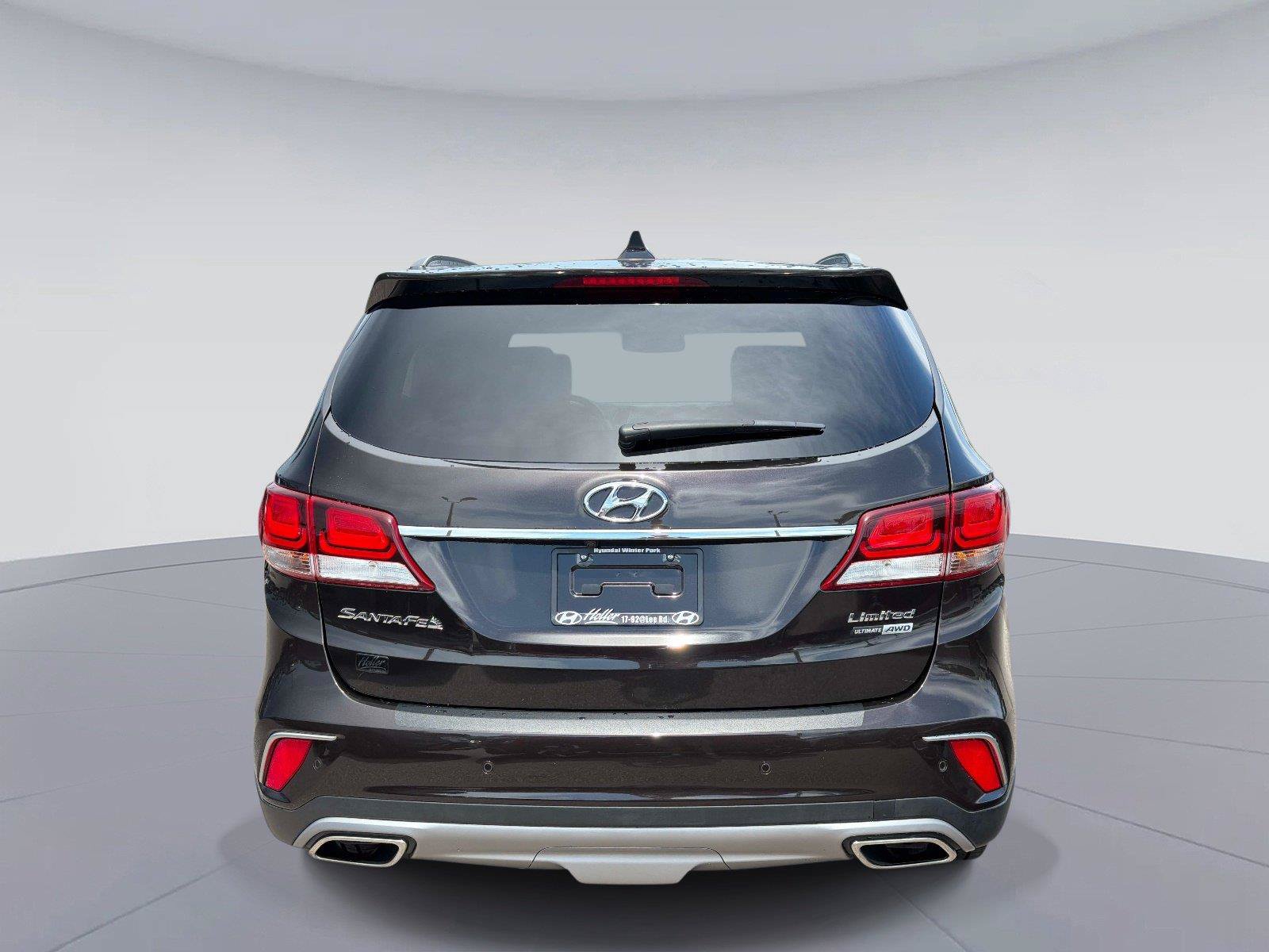 Used 2018 Hyundai Santa Fe Limited AWD/4WD image 4