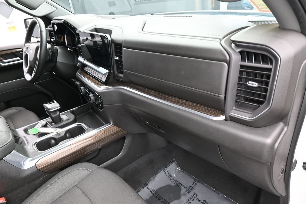 Used 2026 Chevrolet Silverado 1500 RST RWD image 45