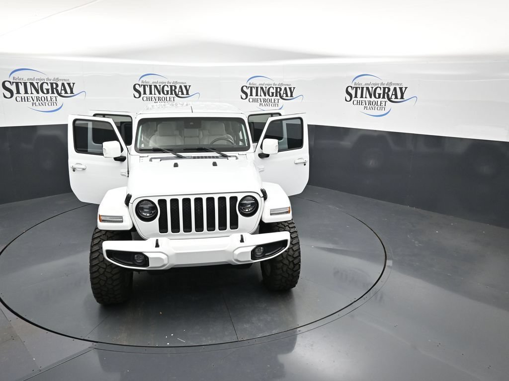Used 2022 Jeep Wrangler Unlimited Sahara AWD/4WD image 34