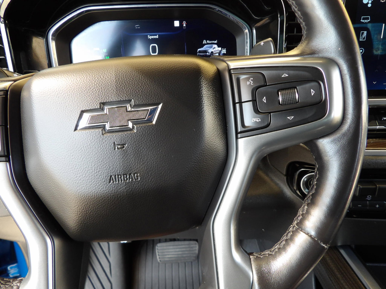 Used 2022 Chevrolet Silverado 1500 LT Trail Boss w/ LT Trail Boss Premium Package image 28