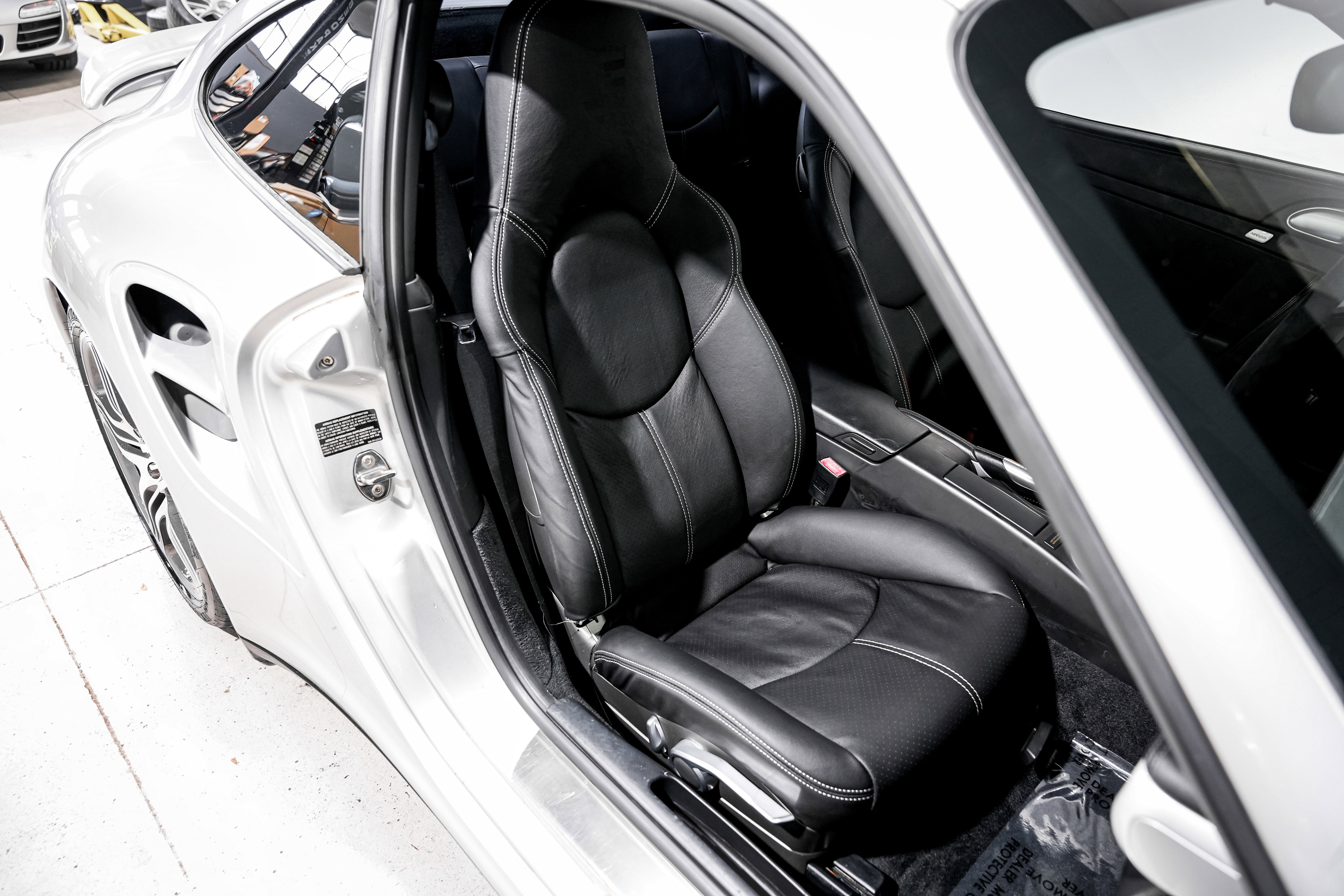 Used 2007 Porsche 911 Turbo AWD/4WD image 22