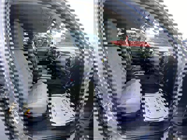 Used 2019 Toyota Tacoma SR5 image 23