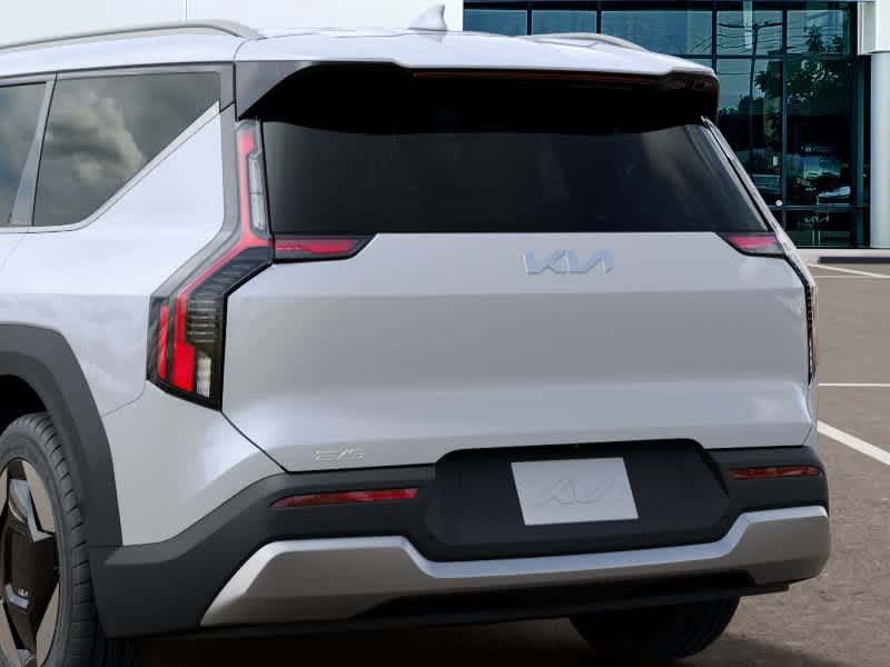 New 2026 Kia EV9 Wind AWD/4WD image 13
