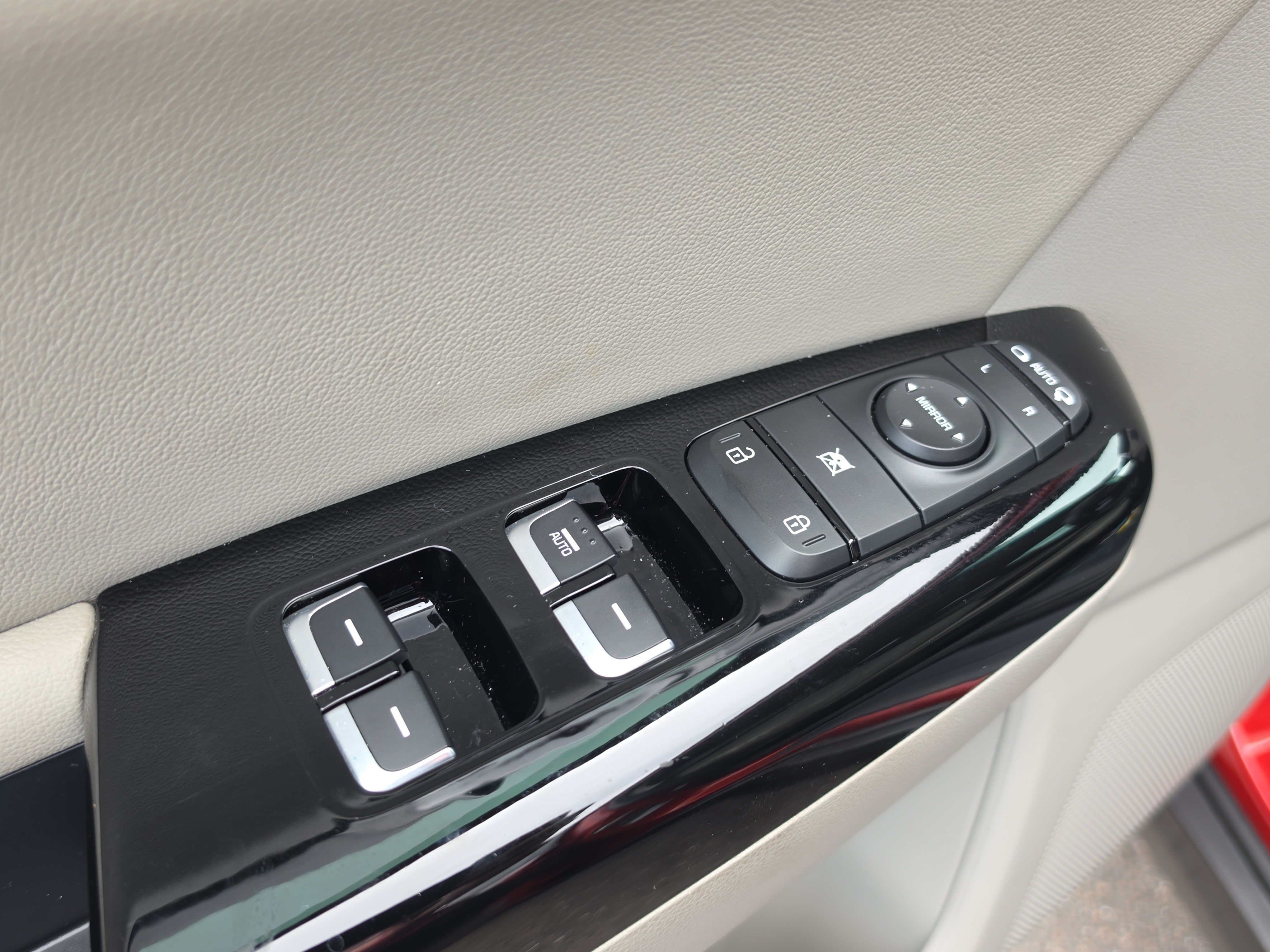 Certified 2022 Kia Sportage EX FWD image 20