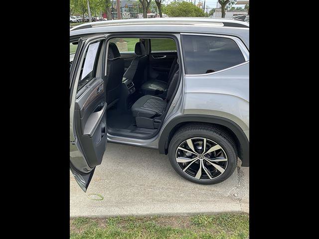 New 2026 Volkswagen Atlas SEL Premium R-Line AWD/4WD image 6