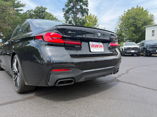 Used 2021 BMW M550i xDrive w/ Dynamic Handling Package AWD/4WD image 17