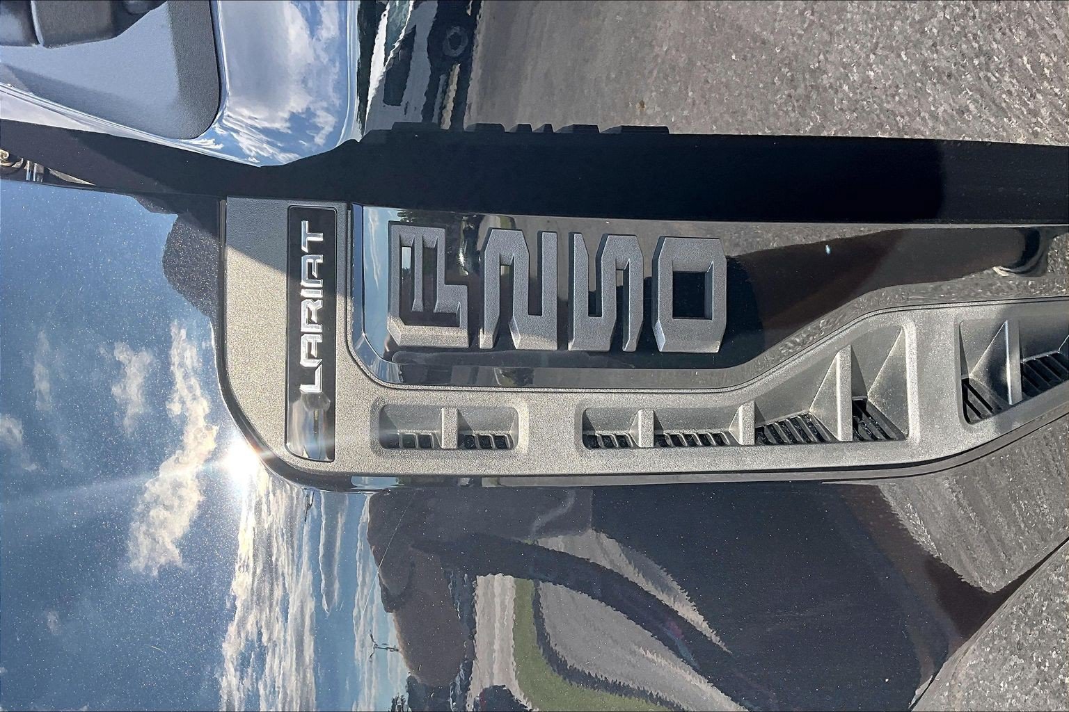 New 2026 Ford F250 Lariat w/ Black Appearance Package AWD/4WD image 12