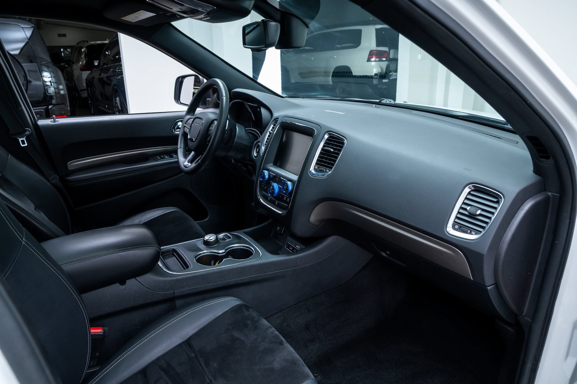 Used 2015 Dodge Durango SXT w/ Quick Order Package 23B AWD/4WD image 26