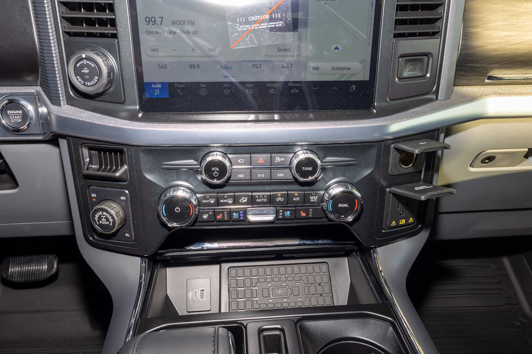 New 2025 Ford F150 Lariat w/ Equipment Group 502A High image 14