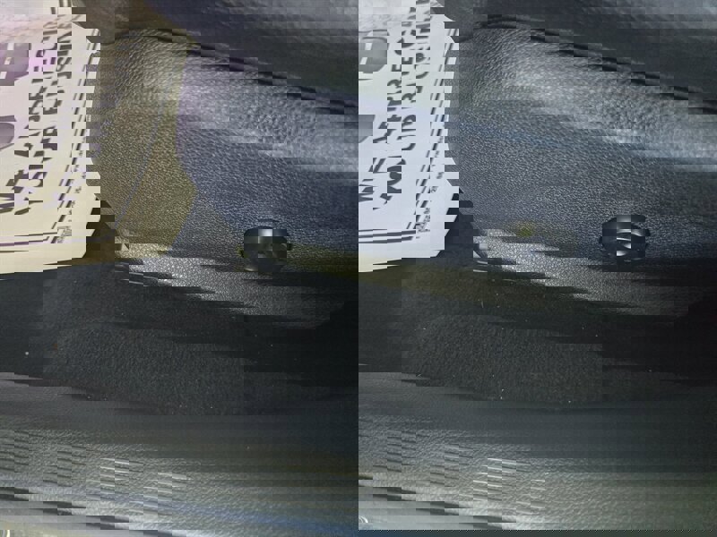 Used 2017 Mercedes-Benz E 300 image 21