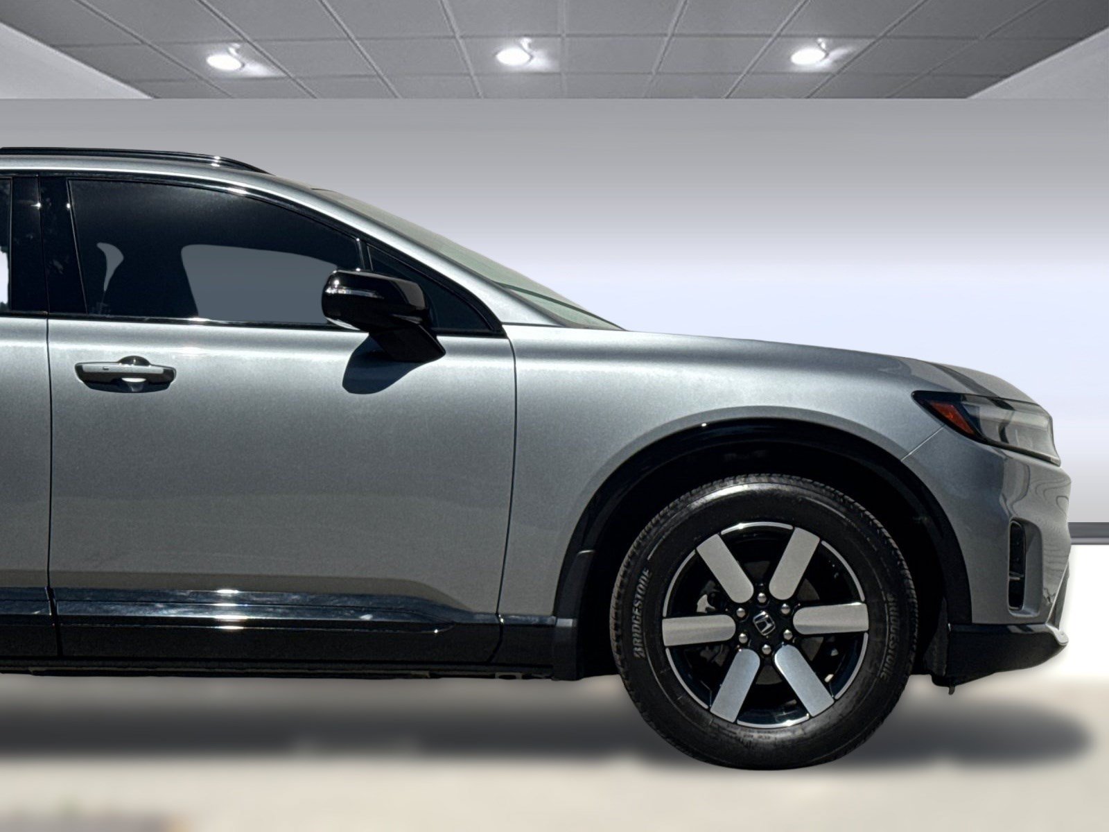 Certified 2025 Honda Prologue Touring image 36