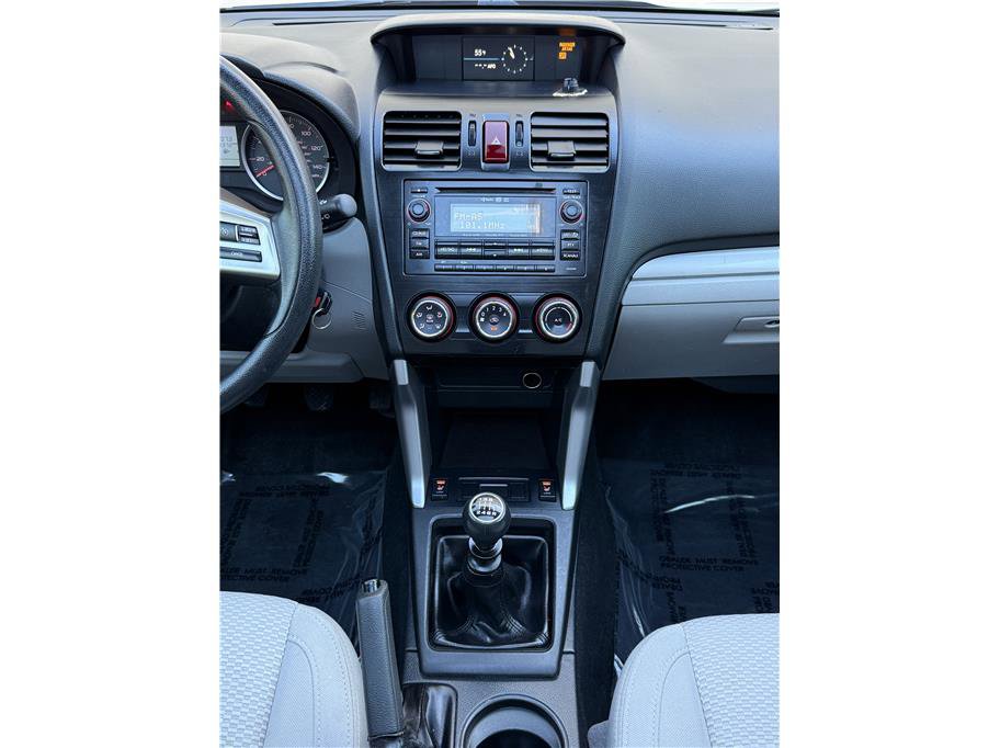 Used 2015 Subaru Forester 2.5i Premium image 15