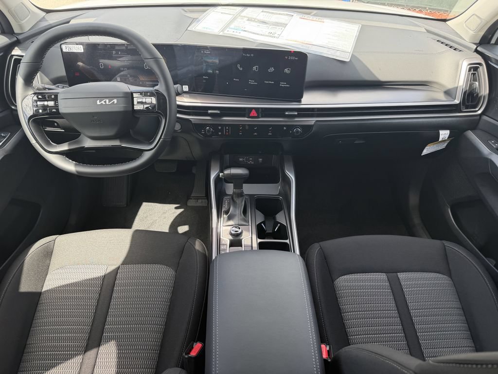 New 2026 Kia Sorento LX FWD image 11