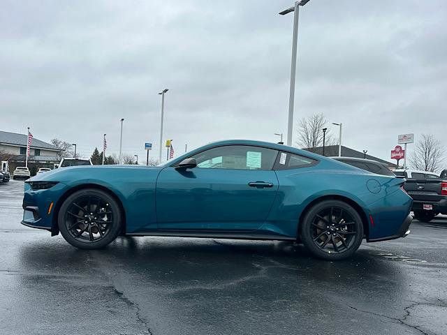 New 2026 Ford Mustang Coupe image 4