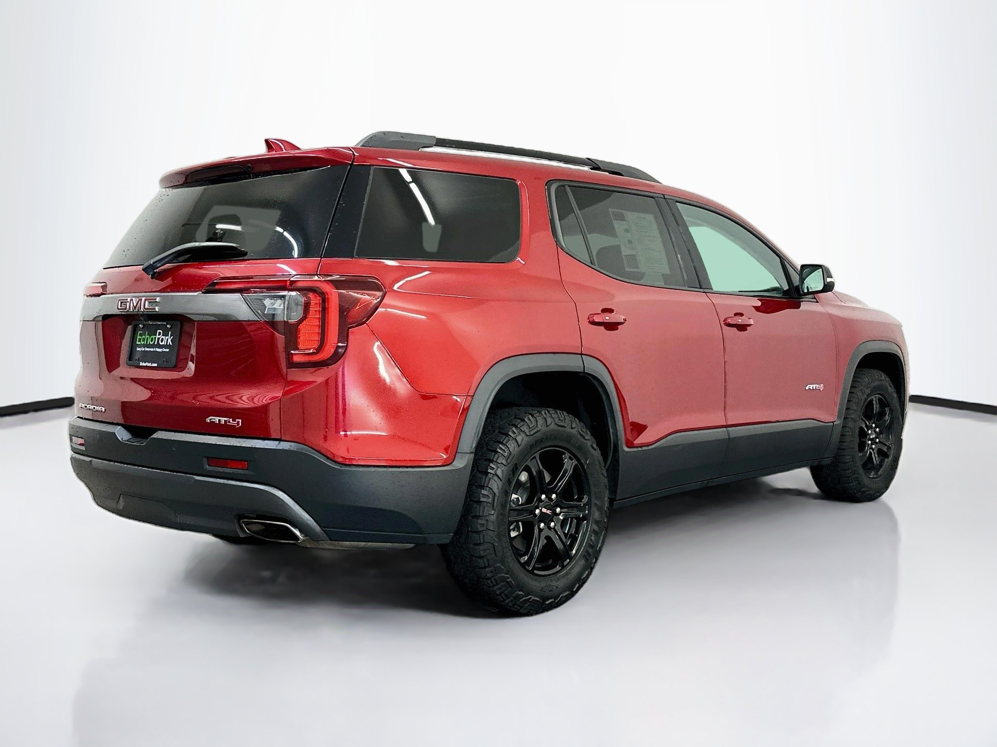 Used 2023 GMC Acadia AT4 w/ Technology Package AWD/4WD image 9