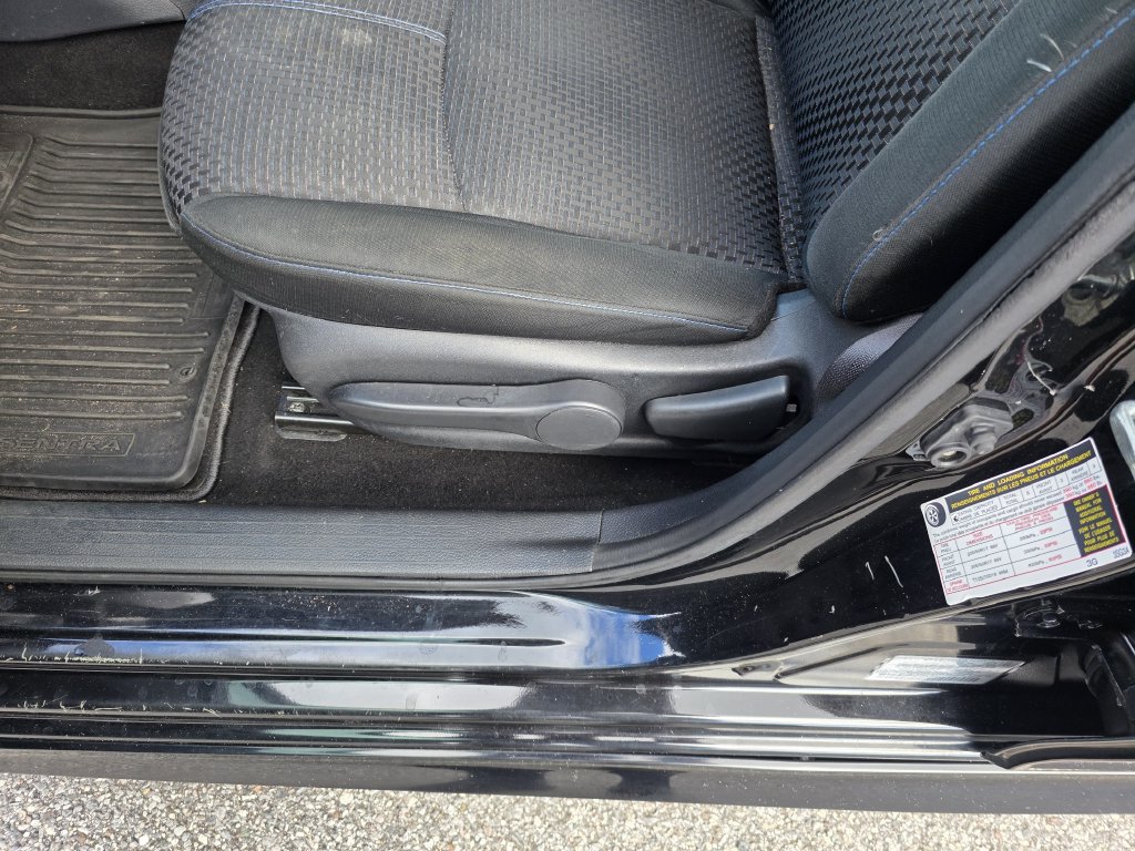 Used 2019 Nissan Sentra SR FWD image 17
